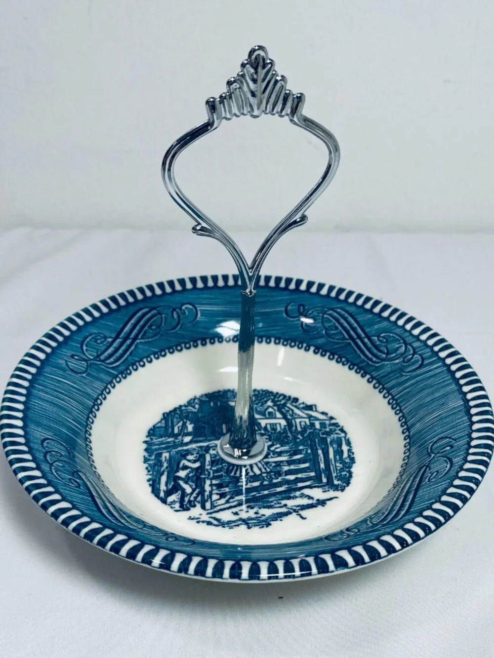 VNTG Currier & Ives Tidbit Tray, 3 Dishes, Silver Handle